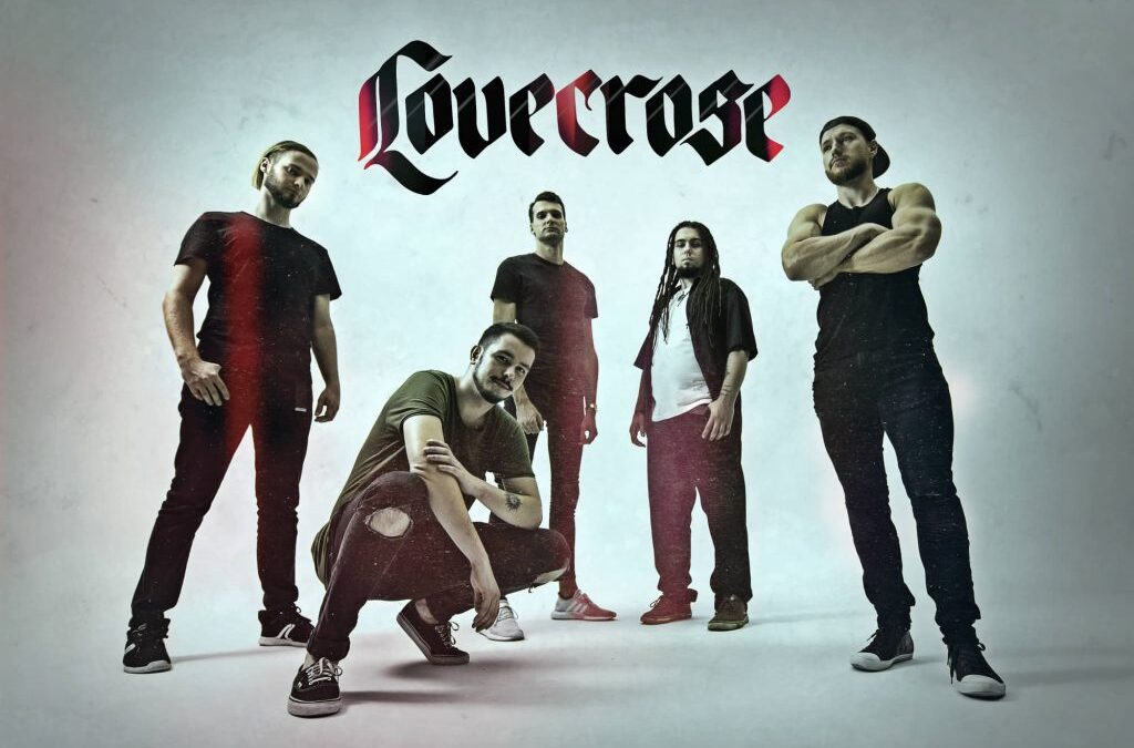 PREMIER: Mindenható című új klipes dalát mutatja be a Lovecrose!