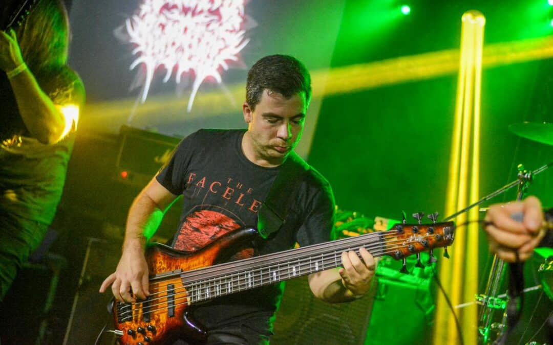 Mindegyik középpontjában a káosz áll – interjú Pósfai Józseffel, az EXODIKON énekes-szövegíró-basszusgitárosával