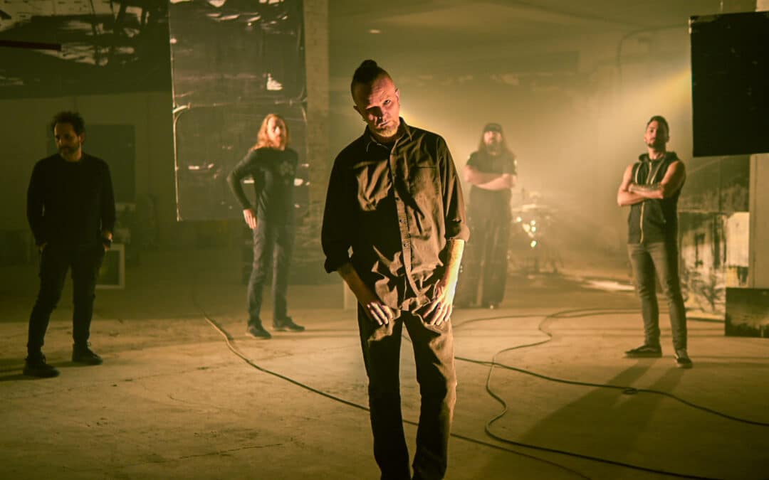 „Egy őszintébb, konstruktívabb kommunikáció mentén elkezdtük gyógyítani magunkat és egymást, hogy életben maradhasson a zenekar” – WATCH MY DYING interjú