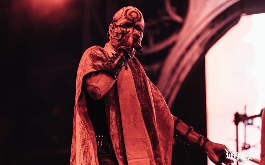 “Hiszek abban, hogy létezik valami, ami túlmutat az emberen, de nem vallási értelemben.” – interjú CSIHAR ATTILÁVAL, a MAYHEM énekesével (Interview with ATTILA CSIHAR of MAYHEM)