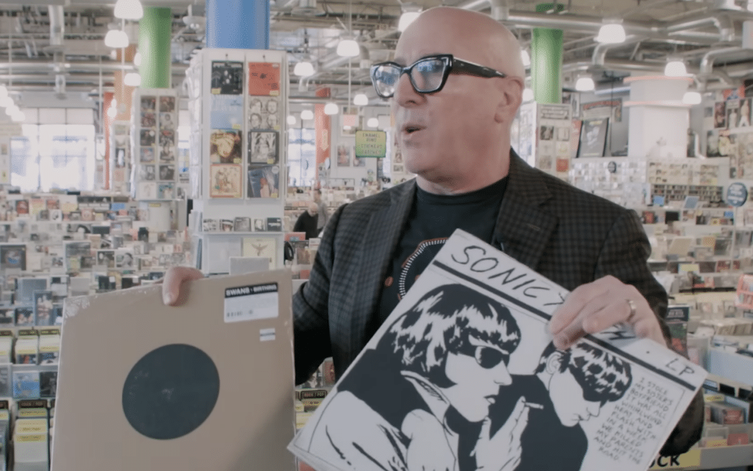 MAYNARD JAMES KEENAN kedvenc lemezei – a TOOL énekes az Amoeba Music-ban járt
