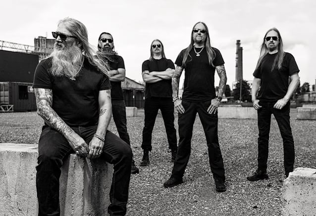 Az AMON AMARTH bemutatja az Eight Legs Of Thunder című dalt a hamarosan megjelenő The Allfather Awakens albumról