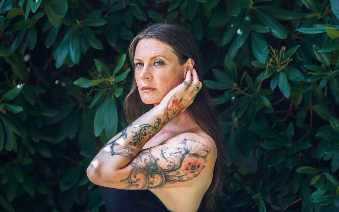 BREAKING: FLOOR JANSEN énekesnő és a NIGHTWISH útjai elváltak!